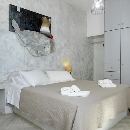 Casa de Férias Santoneta Imerovigli (Santorini)